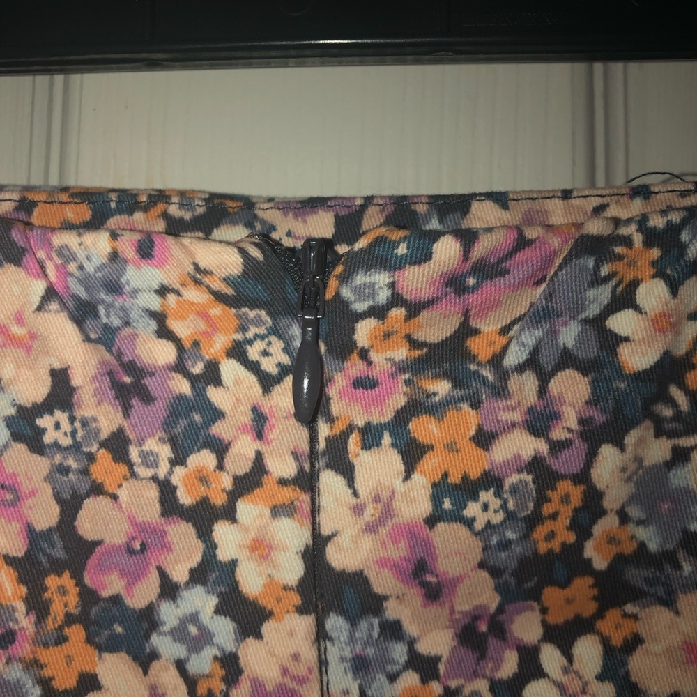 Floral Women's Skirt multicolor- size 2 - Picture 6 of 10